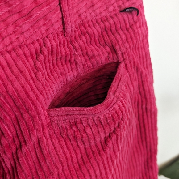 UNIONBAY | Vintage | Y2K | 90s | Wide Wale Corduroy Pant in Vibrant Pink - Picture 8 of 12
